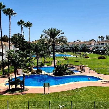 Mijas Holiday Apartment ฟูเอนฮิโรลา ภายนอก รูปภาพ