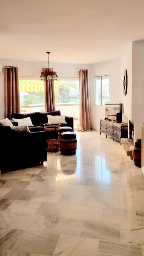 Mijas Holiday Apartment ฟูเอนฮิโรลา ภายนอก รูปภาพ