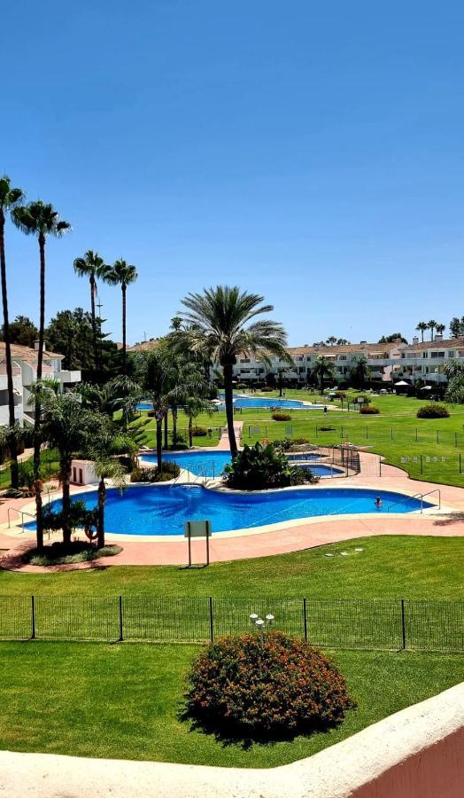 Mijas Holiday Apartment ฟูเอนฮิโรลา ภายนอก รูปภาพ
